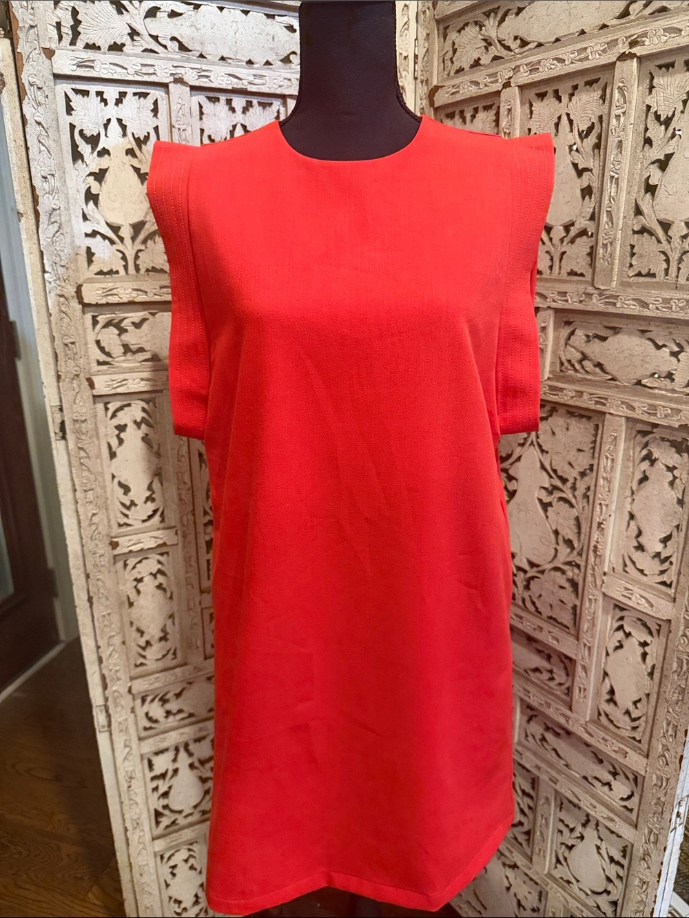 THML Cap Sleeve Solid Shift Dress in Flame RedDescription